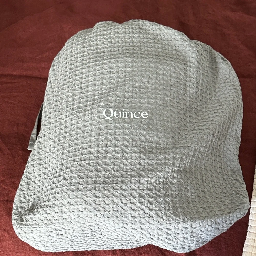 Quince Organic Luxe Honeycomb Duvet Cover